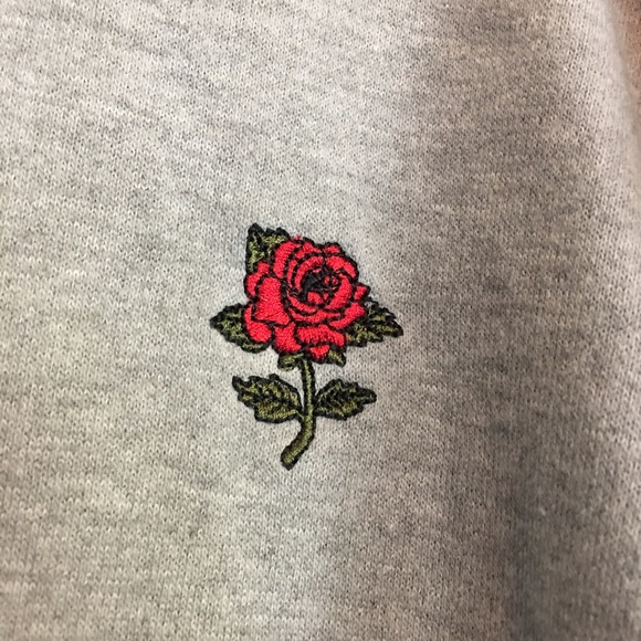 Grey T-Shirt With Sheer Sleeves & Rose Embroidery - Picture 3 of 4